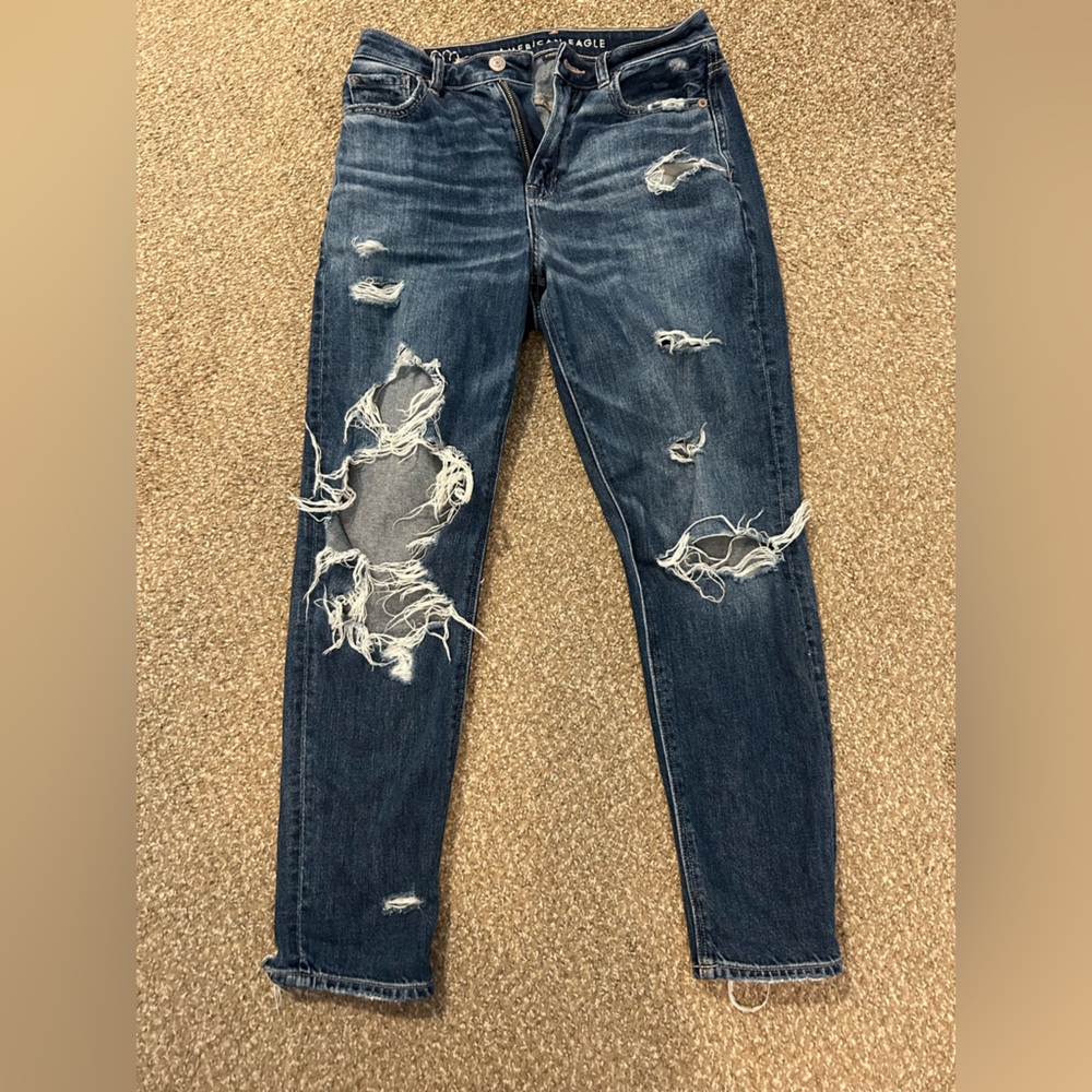 American Eagle Mom Jean
